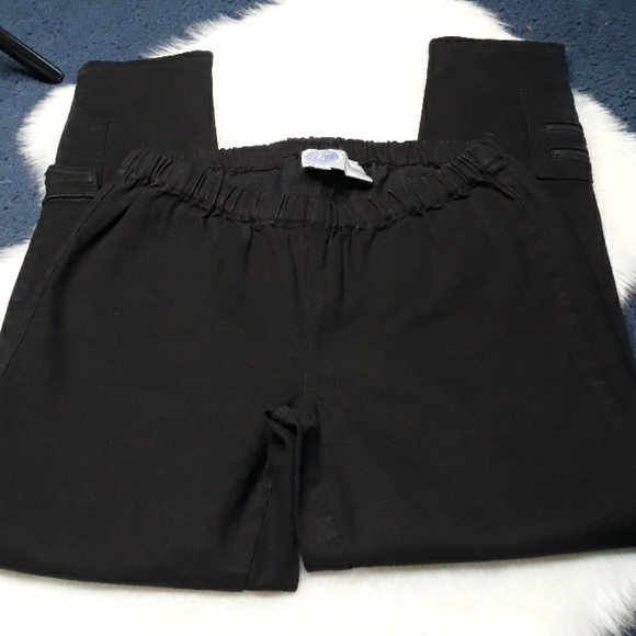 DG2 by Diane Gilman black jeans with ankle pockets - Picture 3 of 7